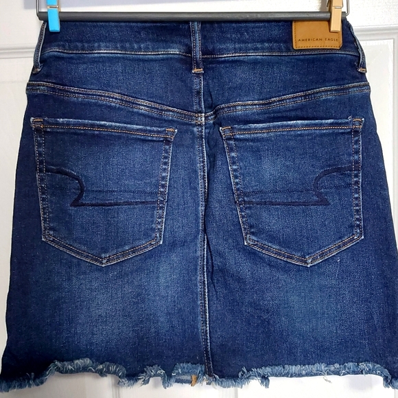 Ladies American Eagle denim mini skirt size 6 - Picture 2 of 6